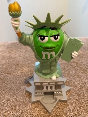 M&M'S Green Character Statue of Liberty Dispenser with Gold Torch